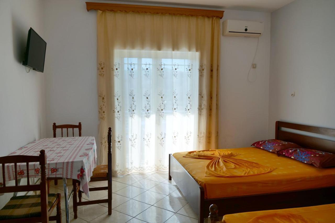 Vila Baka Ksamil Buitenkant foto